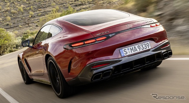 メルセデスAMG GT 新型の「63 4MATIC+クーペ」(参考)