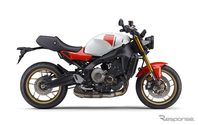ヤマハ XSR900 ABS(ホワイトI)