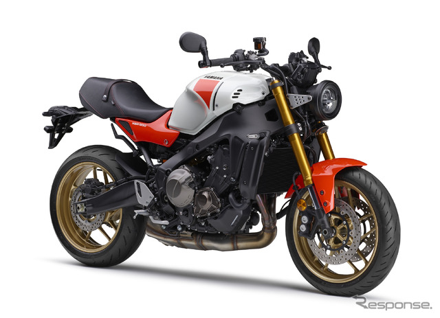 ヤマハ XSR900 ABS(ホワイトI)