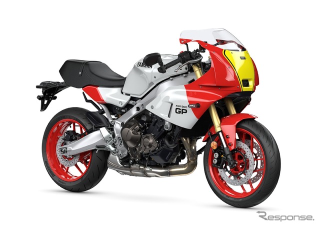 ヤマハ XSR900 GP(ホワイト)
