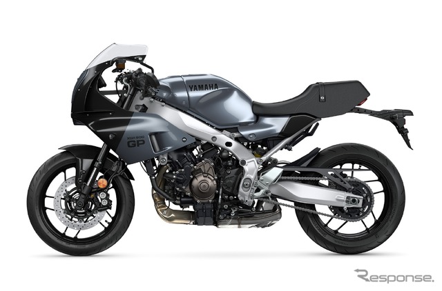 ヤマハ XSR900 GP(グレー)