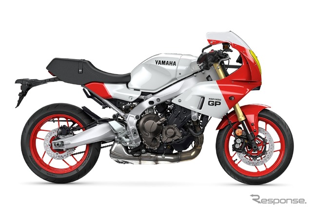 ヤマハ XSR900 GP(ホワイト)
