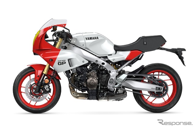 ヤマハ XSR900 GP(ホワイト)