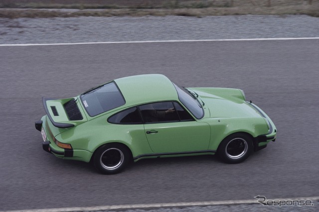911ターボ3.0(930、1975年。レトロクラシックス2024出展予定)