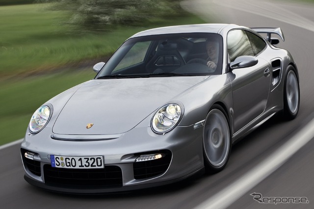 911 GT2(1996年。レトロクラシックス2024出展予定)