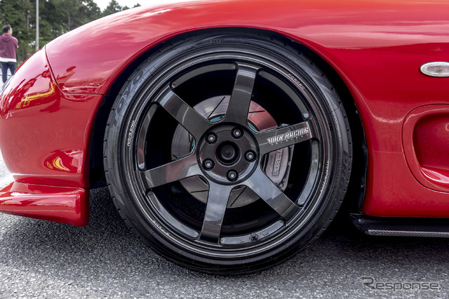 マツダ RX-7×ボルクレーシングTE37 SAGA S-Plus 255/35R18