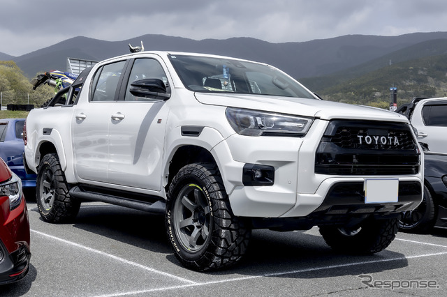 トヨタ GRハイラックス×グラムライツ57DR-X 2122 Limited Edition 285/60R18