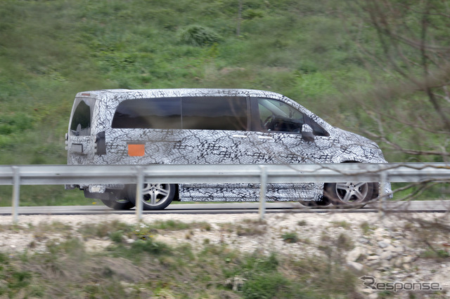 メルセデスベンツ EQV 次期型プロトタイプ(スクープ写真)