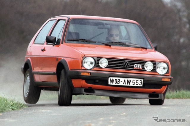 VWゴルフ2代目(GTI 4バルブ)