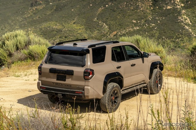 トヨタ 4ランナー 新型 (TRDPro)