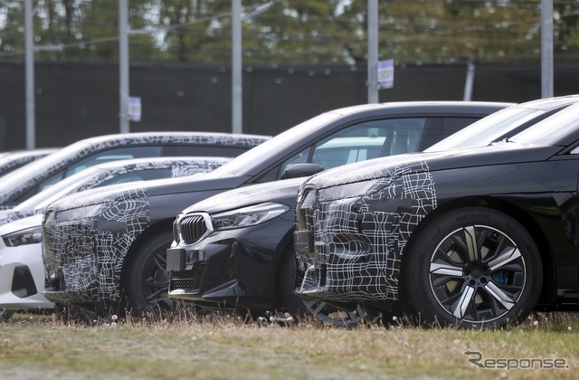 BMW iX 改良新型プロトタイプ(スクープ写真)