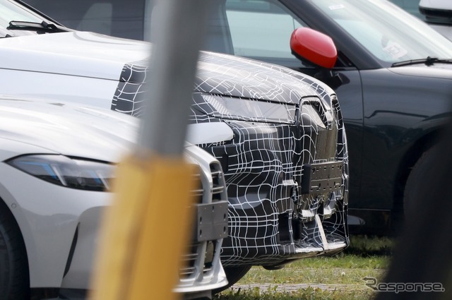 BMW iX 改良新型プロトタイプ(スクープ写真)