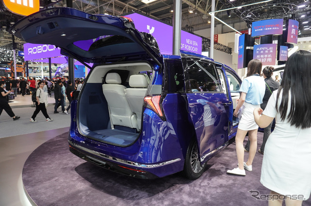 ビュイック GL8 陸尊 PHEV(北京モーターショー2024)
