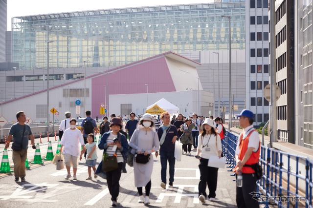 GINZA SKY WALK 2024(進行方向後ろ向き)