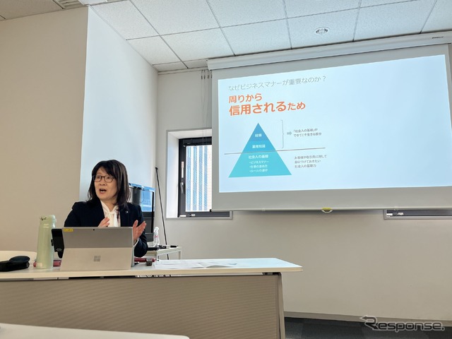 アップルアカデミー「新人セミナー」講師:FC開発事業部小林和恵氏