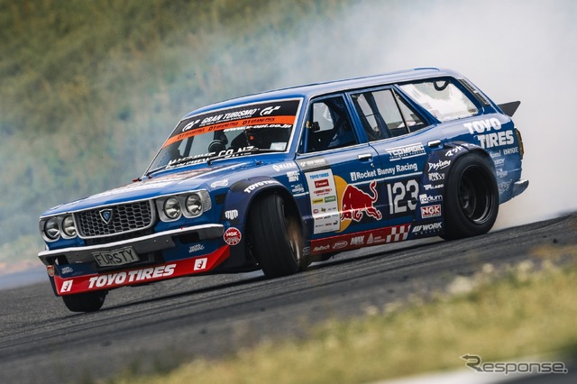 FURSTY / Red Bull with Team Magic TOYO TIRES Drift