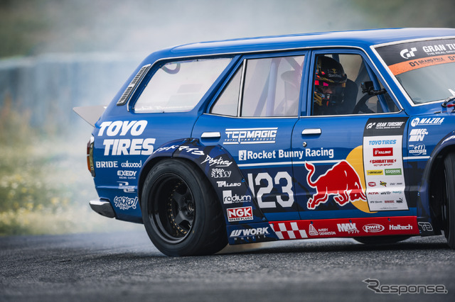 FURSTY / Red Bull with Team Magic TOYO TIRES Drift