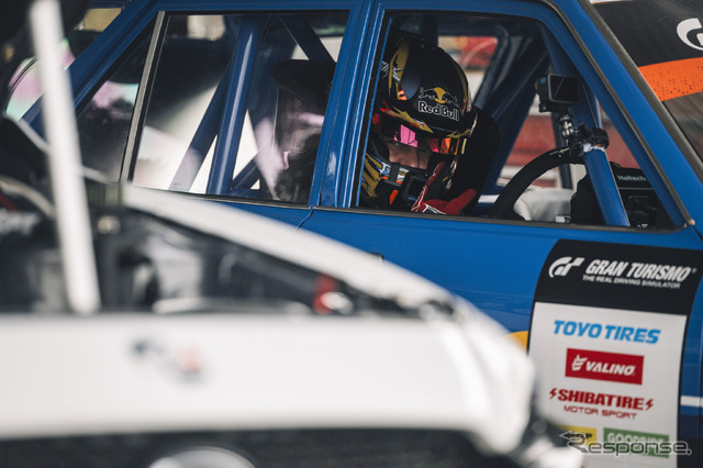 FURSTY / Red Bull with Team Magic TOYO TIRES Drift