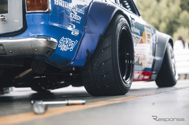 FURSTY / Red Bull with Team Magic TOYO TIRES Drift