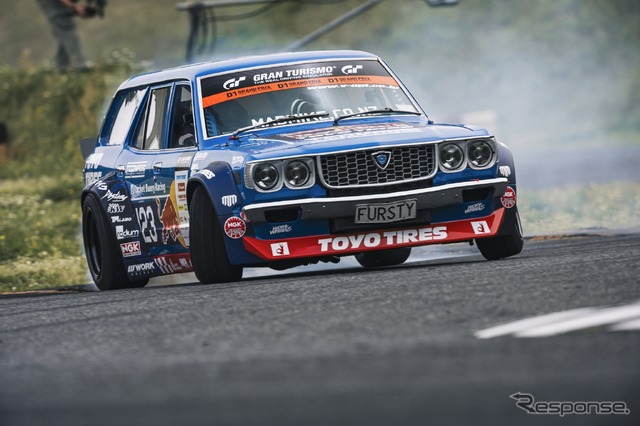 FURSTY / Red Bull with Team Magic TOYO TIRES Drift