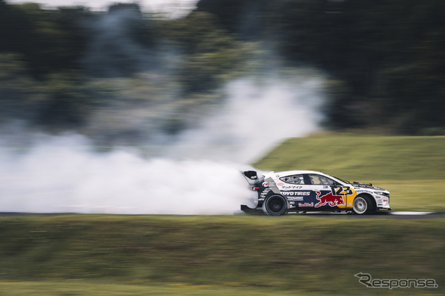FURSTY / Red Bull with Team Magic TOYO TIRES Drift