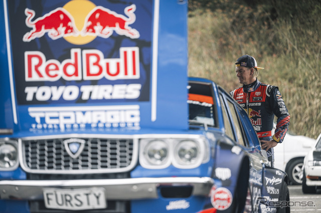 FURSTY / Red Bull with Team Magic TOYO TIRES Drift