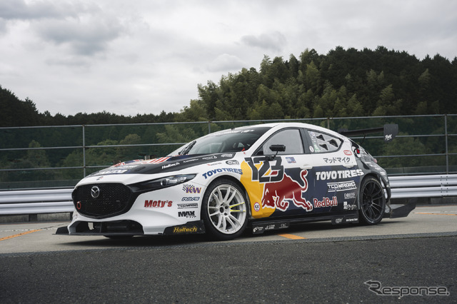 FURSTY / Red Bull with Team Magic TOYO TIRES Drift