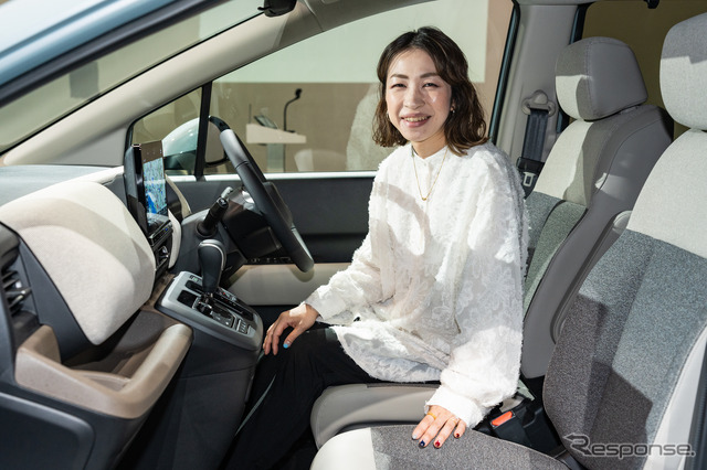 ホンダ フリード 新型のデザインCMF担当の三輪あさぎさん