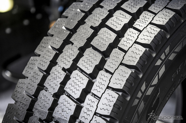 トーヨータイヤ『NANOENERGY M951 EV』