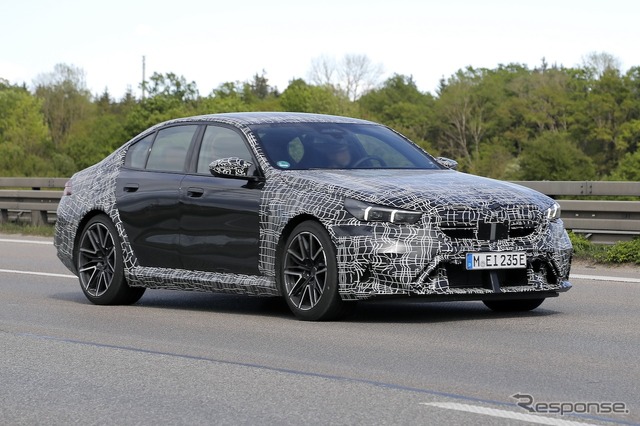 BMW M5 セダン 次期型プロトタイプ(スクープ写真)
