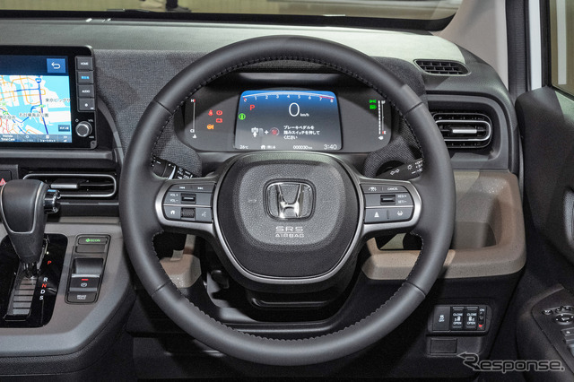ホンダ フリード 新型(エアー)