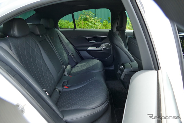 メルセデスベンツ E220d アバンギャルド