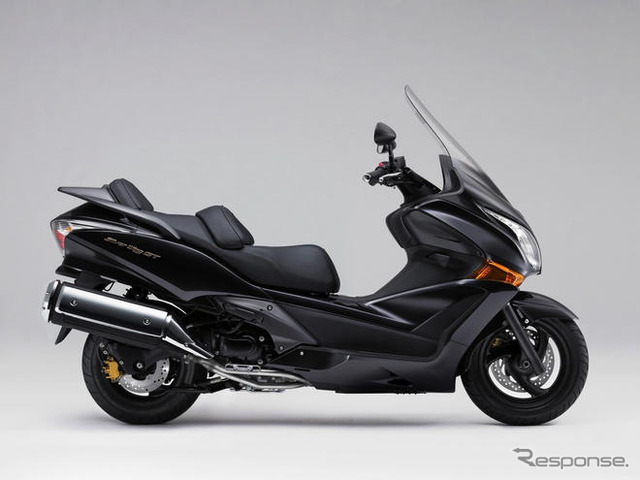 ホンダ シルバーウイング 全面改良…GTを冠して高速走行性能アップ