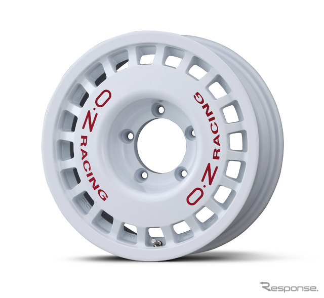 OZ「Rally Racing 4×4」レーシングホワイト+レッドレター