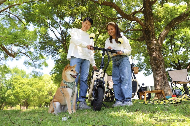 愛犬と旅する電動バイク『Doggie』を発売…愛犬家夫婦が考案