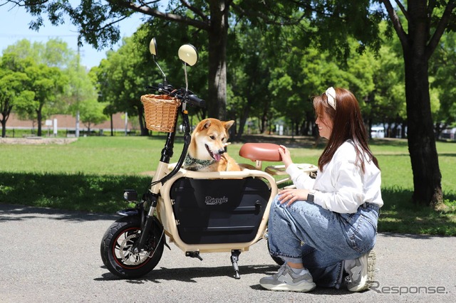 愛犬と旅する電動バイク『Doggie』を発売…愛犬家夫婦が考案