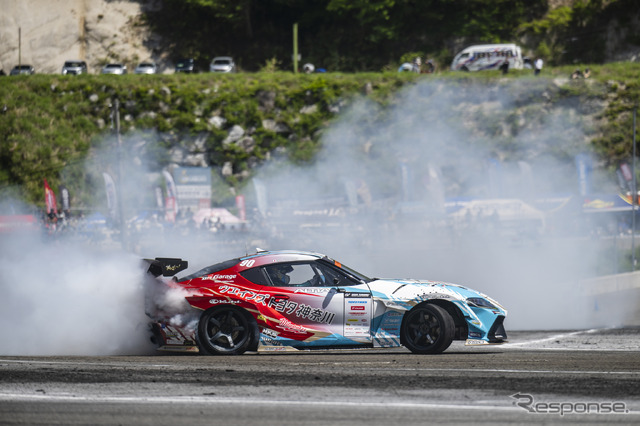 ウエインズトヨタ神奈川×俺だっ!レーシング GR SUPRA
