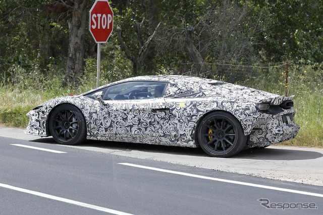 ランボルギーニ ウラカン後継モデルのプロトタイプ(スクープ写真)