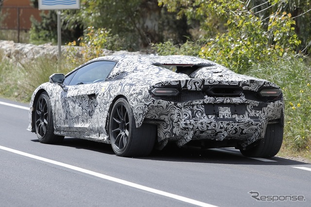 ランボルギーニ ウラカン後継モデルのプロトタイプ(スクープ写真)