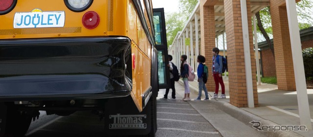 ダイムラー・トラック傘下のThomas Built BusesのEVスクールバス