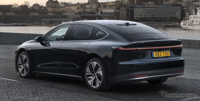 NIO ET7