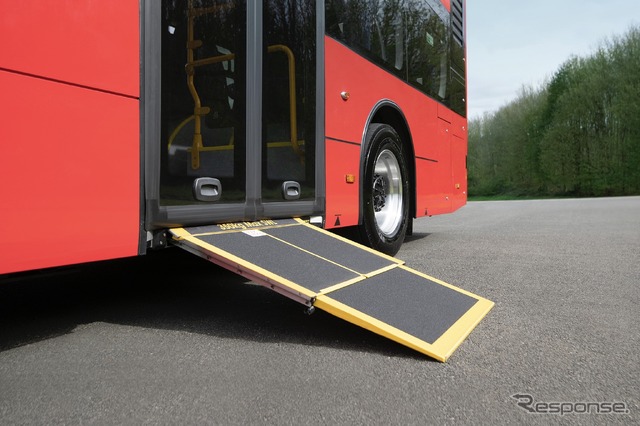BYDの新型電動2階建てバス『BD11』