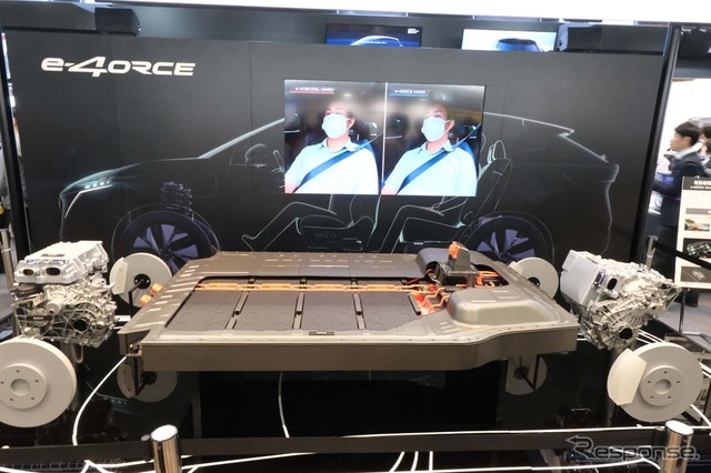 電動駆動4輪制御技術「e-4ORCE」の仕組みがわかる展示
