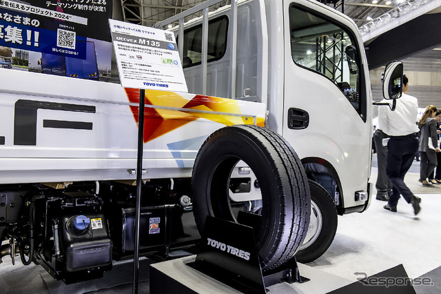 小型トラック用タイヤ DELVEX M135