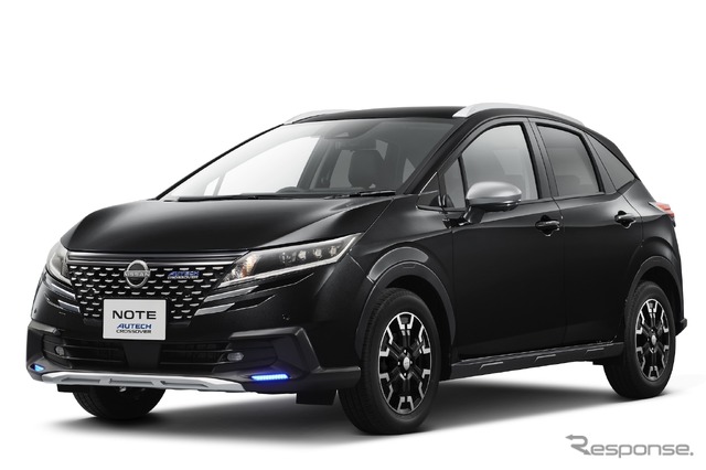 日産ノート AUTECH CROSSOVER:スーパーブラック