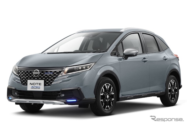 日産ノート AUTECH CROSSOVER:ステルスグレー
