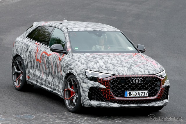 アウディ RS Q8 改良新型プロトタイプ(スクープ写真)