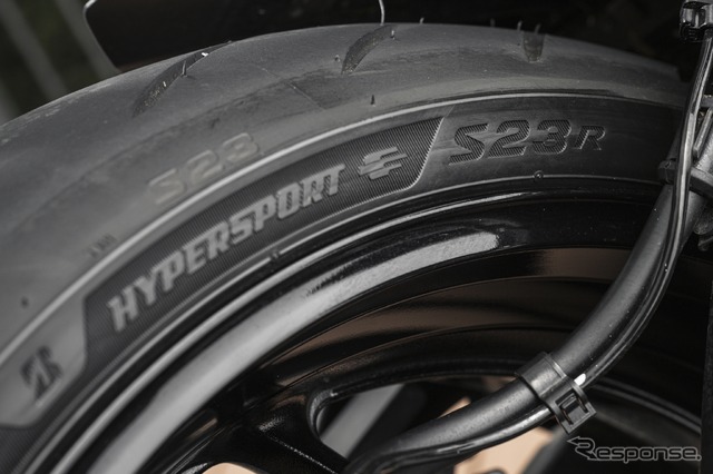ブリヂストン『BATTLAX HYPERSPORT S23』