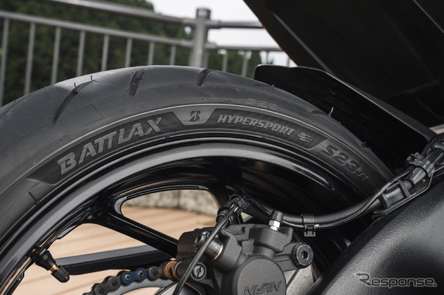 ブリヂストン『BATTLAX HYPERSPORT S23』