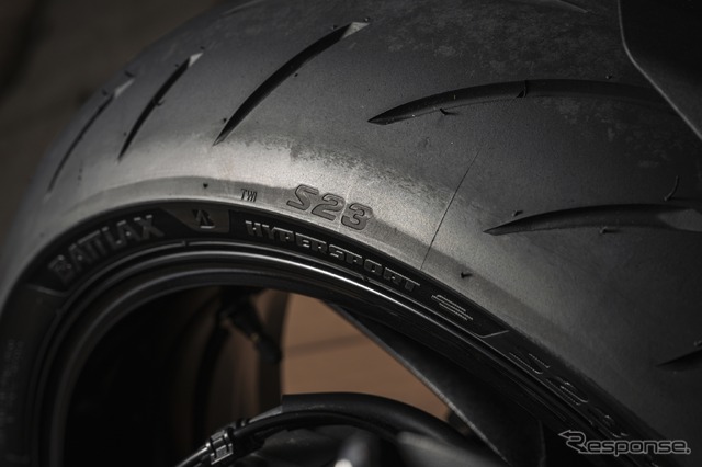 ブリヂストン『BATTLAX HYPERSPORT S23』